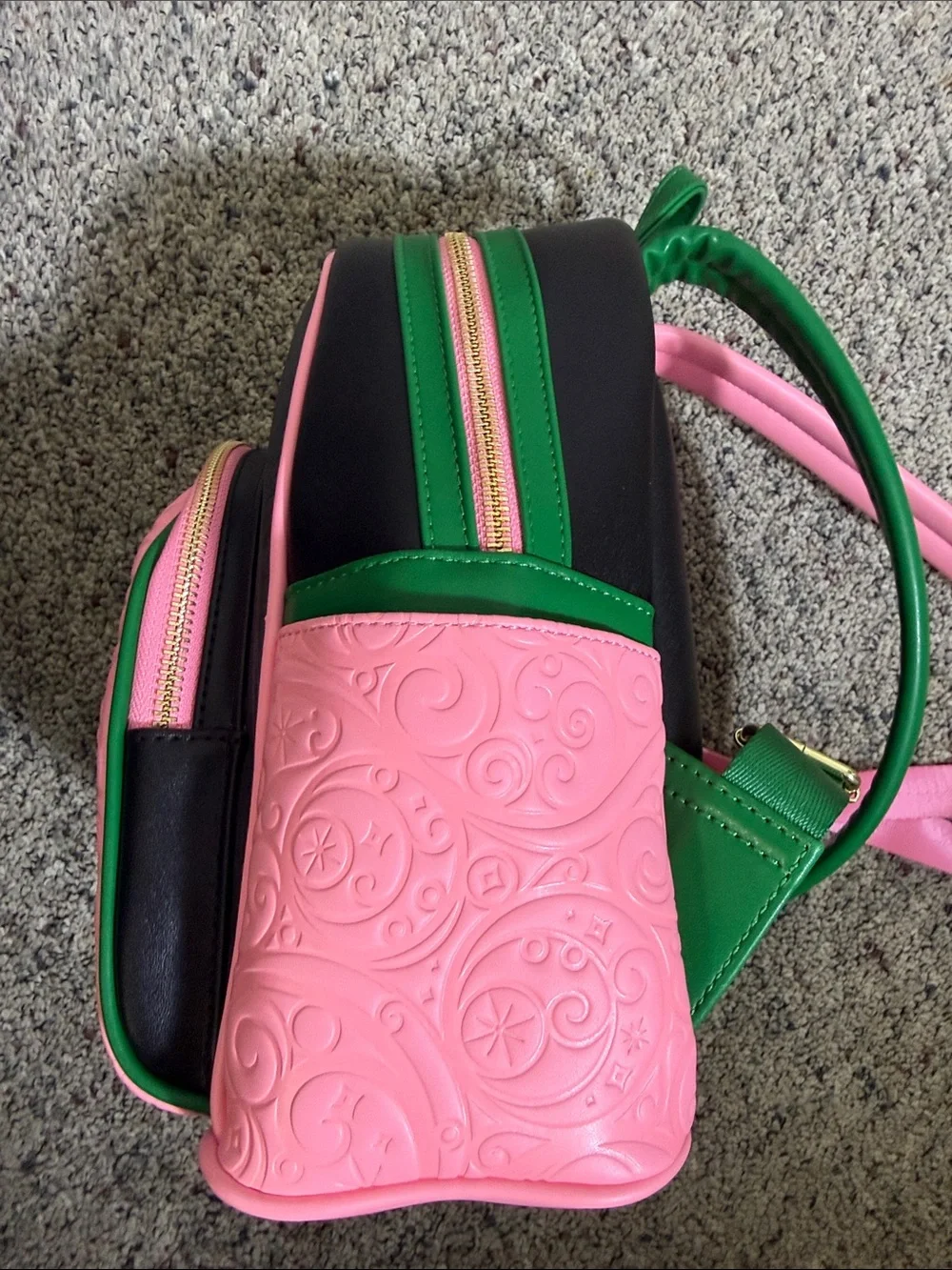 Wicked x Loungefly Universal Pink & Black Backpack Pink & Green Cameo Design NEW